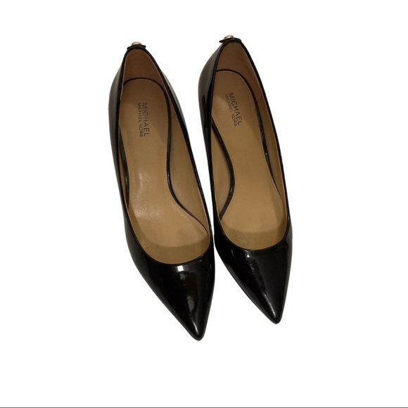 MICHAEL KORS BLACK PATENT PUMPS